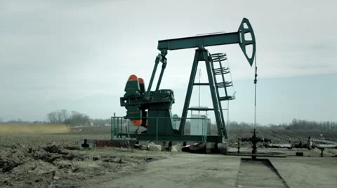 Pump Jack. Oil pump. Video stock 34512060