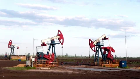 The pump pumps oil. Stock Footage 73264788