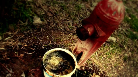 Pump the water 動画素材 33409530