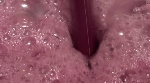 Pumping over up freshly squeezed juice Video stock 55414720