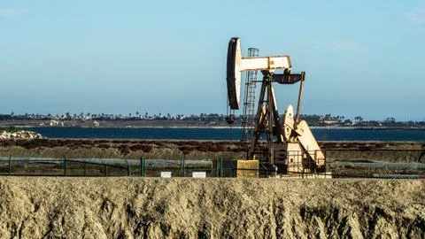 Pumpjack oil rig Stock-Fotos