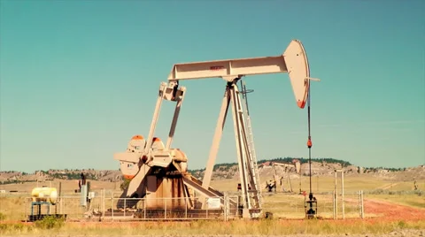 Pumpjack Pumping Oil Vídeos de archivo 30573891