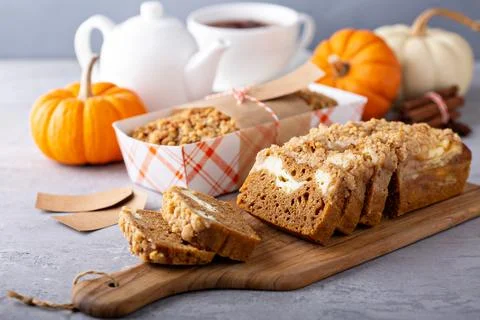 Pumpkin bread or cake with cream cheese Stock Photos