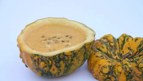 Pumpkin cream soup Vídeos de archivo 8952620