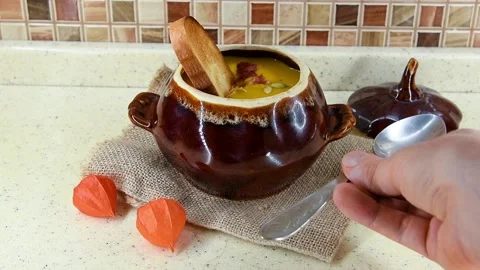 Pumpkin cream soup Stock Footage 149873318