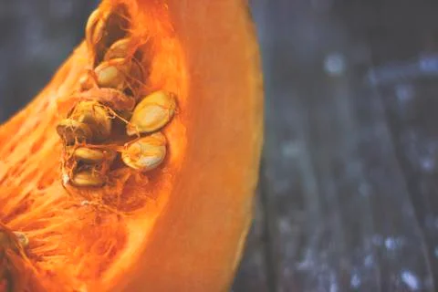 Pumpkin slice with seeds, close up Foto stock