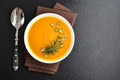 Pumpkin soup with seeds Foto stock