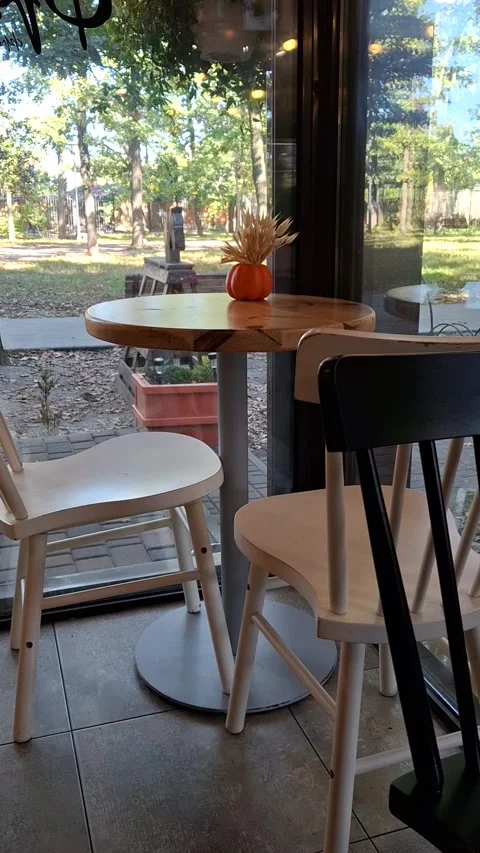 Pumpkins in the cafe 스톡 동영상 346715780