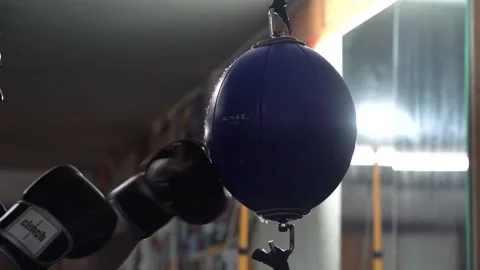 Punch a punching bag Stock Footage 138137197
