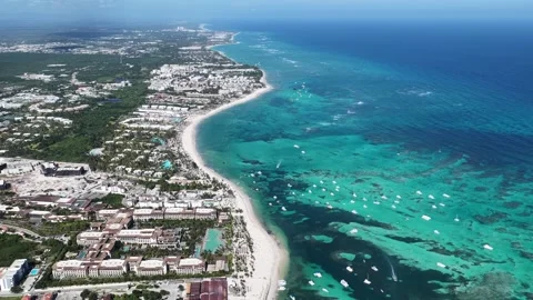 Punta Cana Skyline In Bavaro In Punta Cana Dominican Rep.. 스톡 동영상 324111930