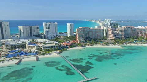 Punta Cancun drone shot 動画素材 137213400