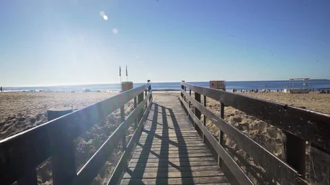 Punta del Este boardwalk ocean view. Uruguay. Vídeo Stock 117401879