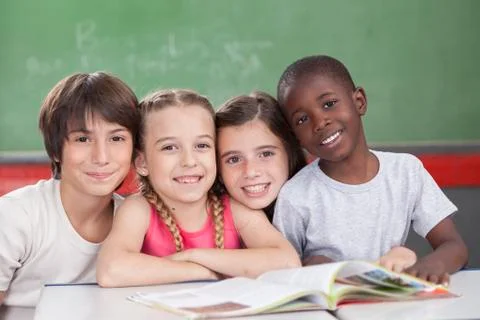 Pupils looking at camera Stock-Fotos