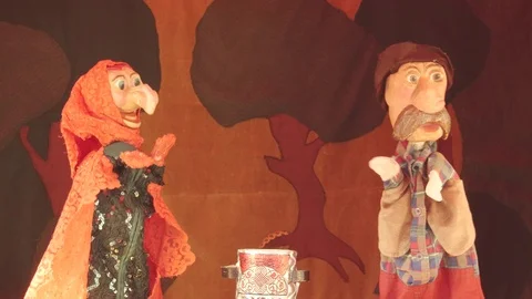 Puppet Kasperle - The Witch and The Robber Video stock 72861021