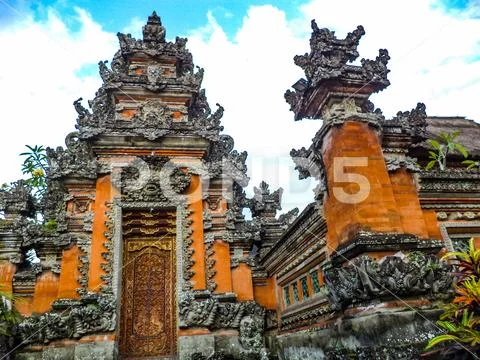 Pura Taman Saraswati known as the Ubud water palace, Indonesia, Bali ...