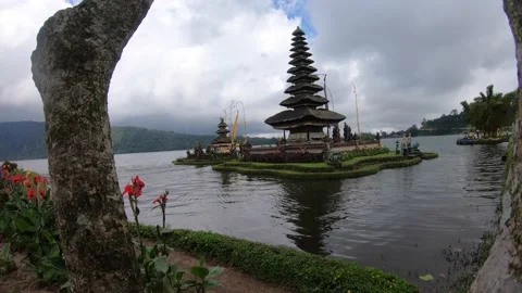 Pure Ulun Danu Bratan is a large water temple in Bali Stock Footage 151840902