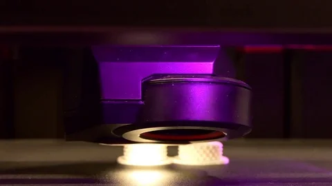 Purple 3D working printer head Vídeo Stock 81585303