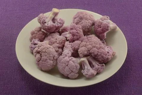 Purple cauliflower florets Stock Photos