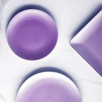 Purple empty plate on marble table background, tableware decor for breakfast, Stock Photos