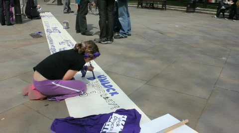 Purple protest 2 Vidéo 713548