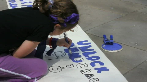 Purple protest 3 Vidéo 713596