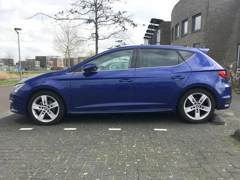 Purple Seat Leon FR Stock Photos