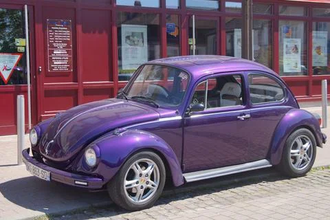 Purple Volkswagen Beetle Stock Photos