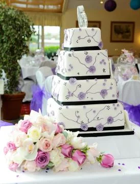 Purple wedding cake Stock Photos