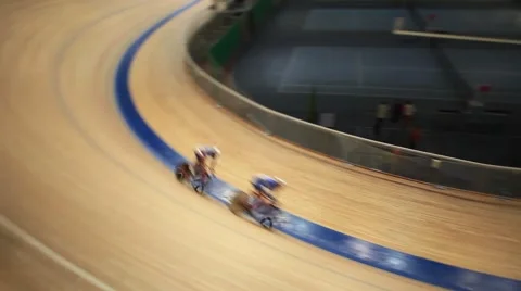 Pursuit  Cycling tracking focus Stock Footage 45288760