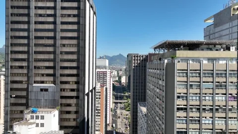 Push In and Ascend Over Downtown Rio Toward the Tijuca Massif 動画素材 344751573