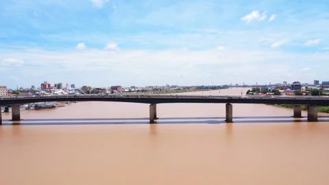 Push back Aerial View of Japan Bridge Over Mekong River in Phnom Penh city Video stock 312427342