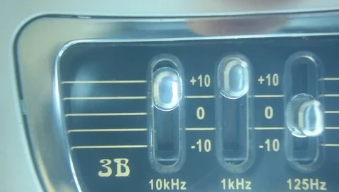 Push-button finger movement, close-up sound adjustment, Vídeo Stock 89005545