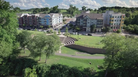 Push from Catawba River into River District of Riverwalk community Stock Footage 281377034