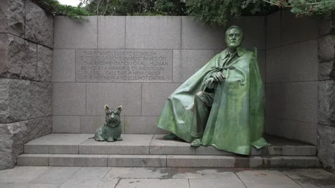 Push into the Franklin D. Roosevelt Memorial on the National Mall in Washington Stock Footage 153602199