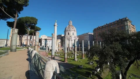 Push in view of the Trajan forum in Rome (Foro Traiano) Stock Footage 134549475