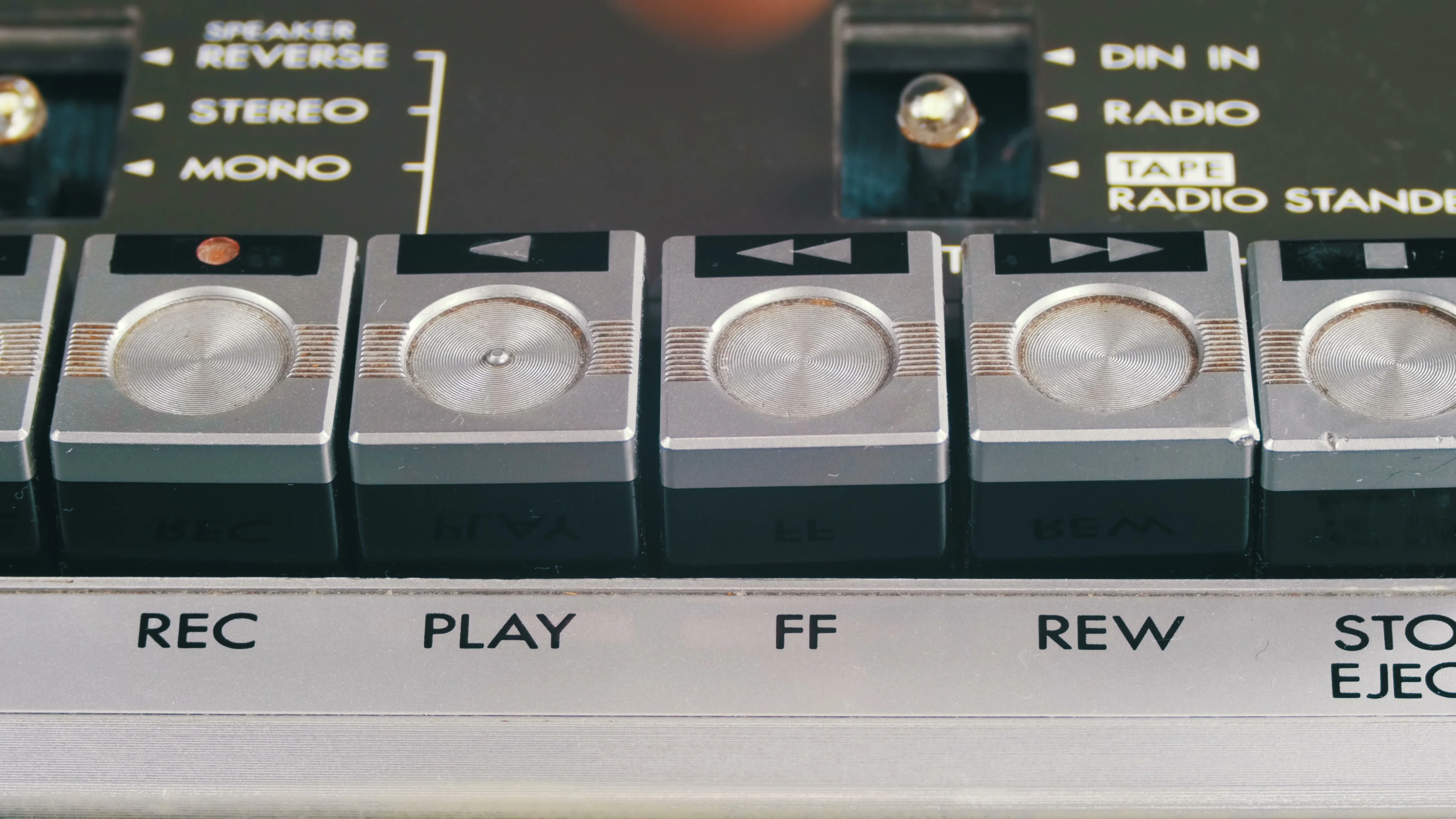 Press fast forward button on retro audio, Stock Video