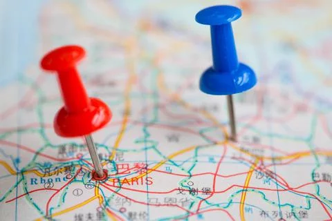 Pushpin stuck in the map Foto stock