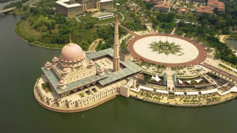 Putra Mosque in Putrajaya Stock Footage 229460318