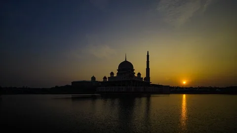 Putra Mosque sunrise  Stock Footage 128100695