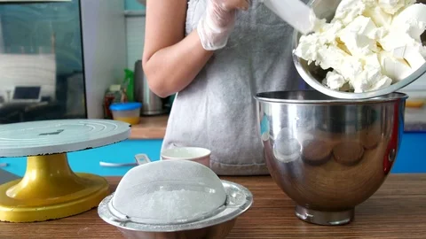 Puts cream cake 4k Stock Footage 75509449