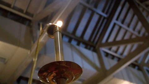 Putting Candle Out Видео 129615744