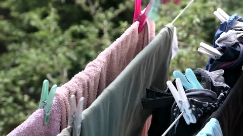 Putting the laundry away Video stock 196213238