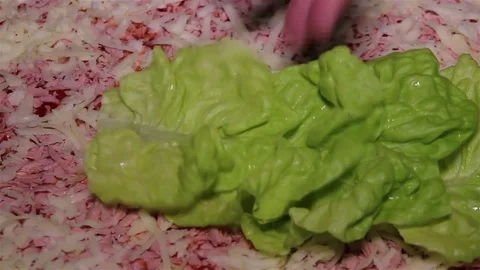 Putting Lettuce On A Sandwich  Stock Footage 76018098