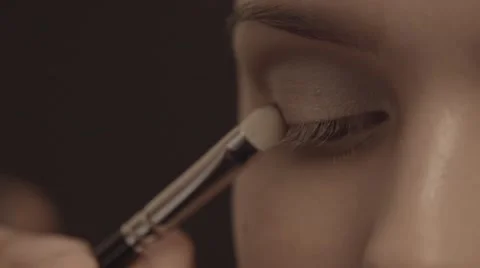 Putting make up in slow motion Stock Footage 67866305