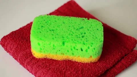 Putting towel with bast 動画素材 76994944