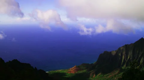 Pu'u O kila Valley clouds Stock Footage 26110463