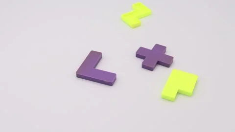Puzzle that falls from above Video stock 336654194