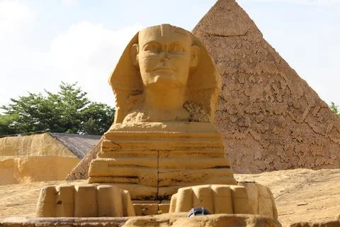 Pyramid and Sphinx 写真素材