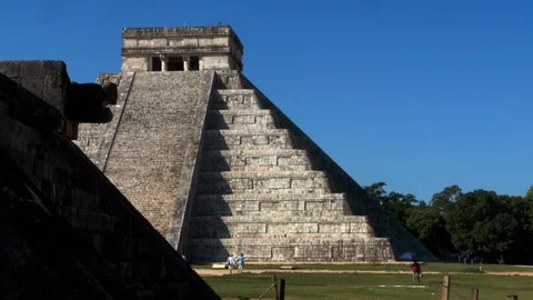 Pyramid of Kukulcan at Chichen Itza Stock Footage 94710652