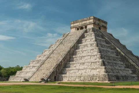 Pyramid of Kukulcan Stock Photos